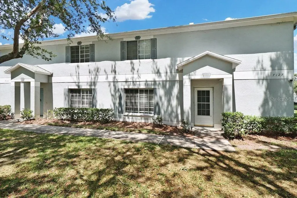 7127 Waterside Drive Tampa FL 33617