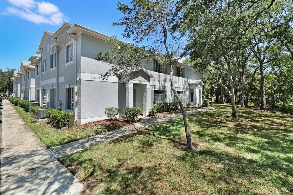 7127 Waterside Drive Tampa FL 33617
