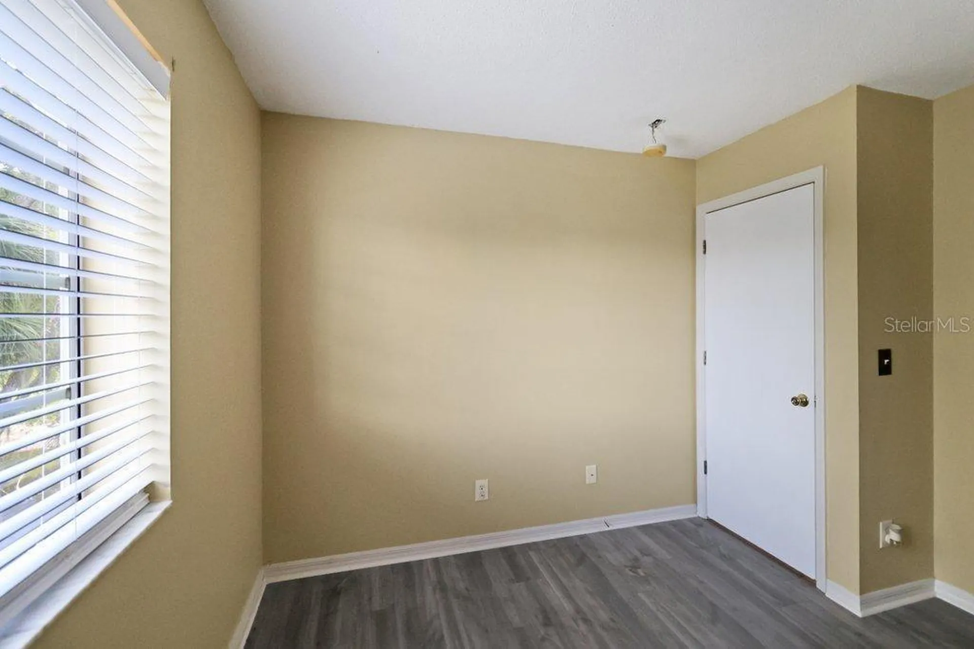 7127 Waterside Drive Tampa FL 33617