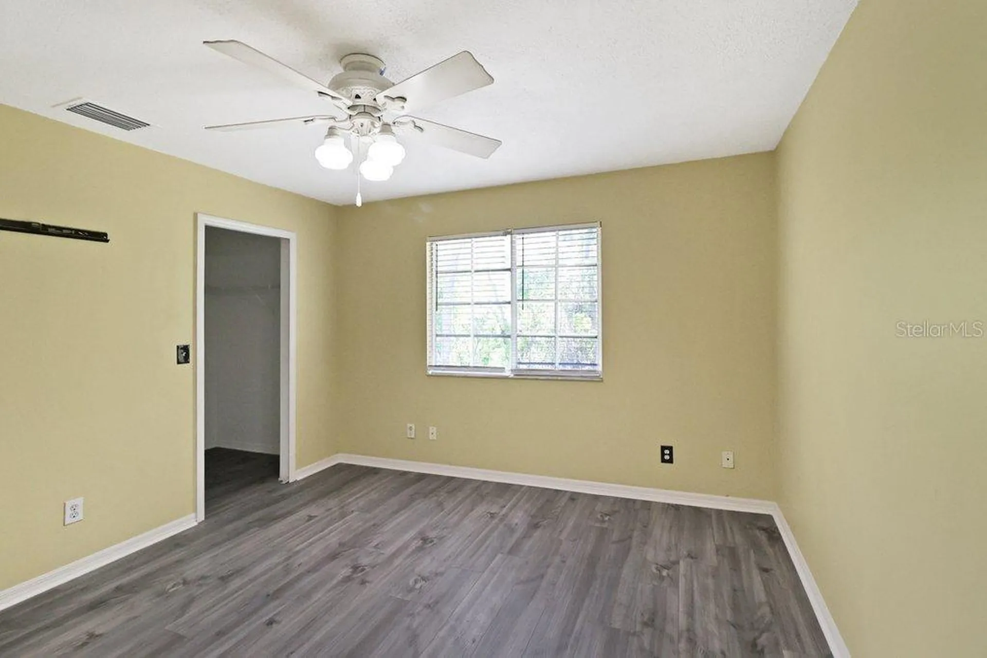 7127 Waterside Drive Tampa FL 33617