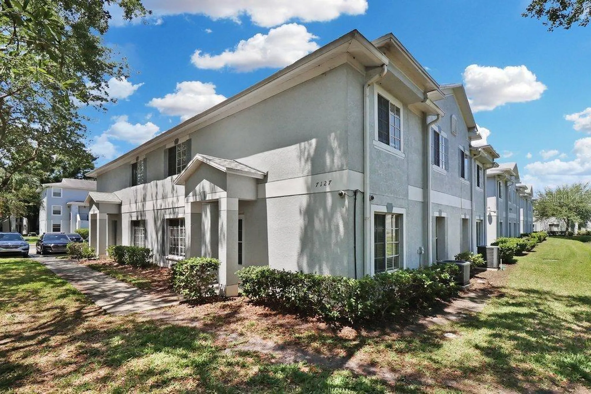 7127 Waterside Drive Tampa FL 33617