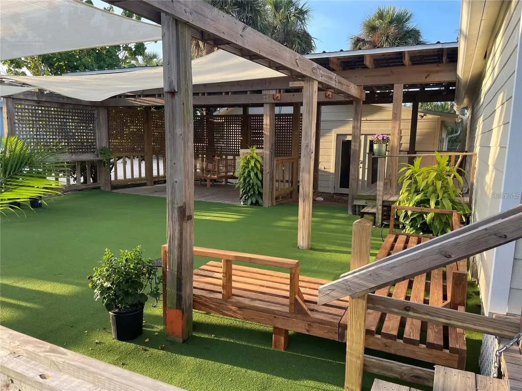 411 Flagler Avenue New Smyrna Beach FL 32169