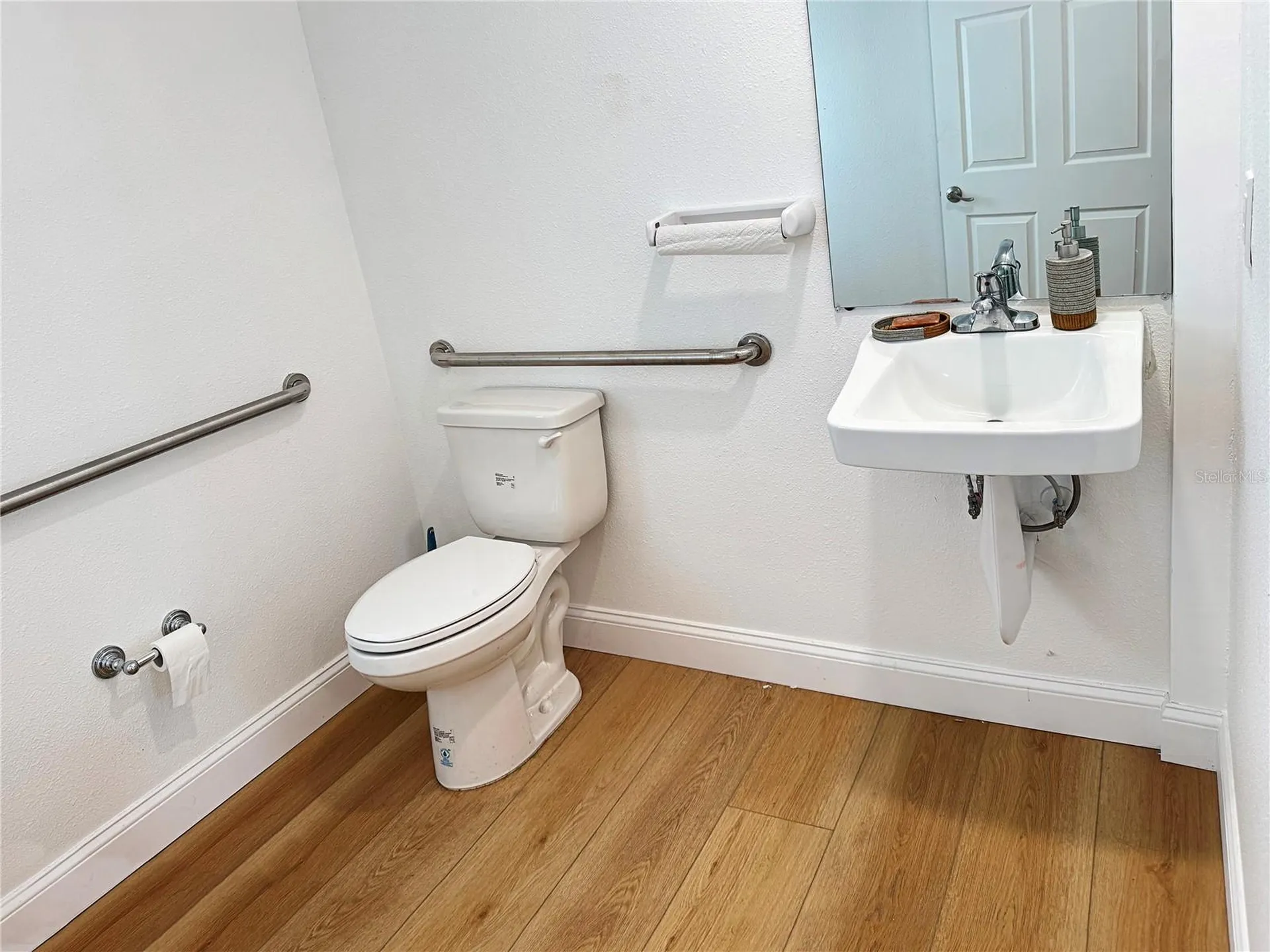 411 Flagler Avenue New Smyrna Beach FL 32169