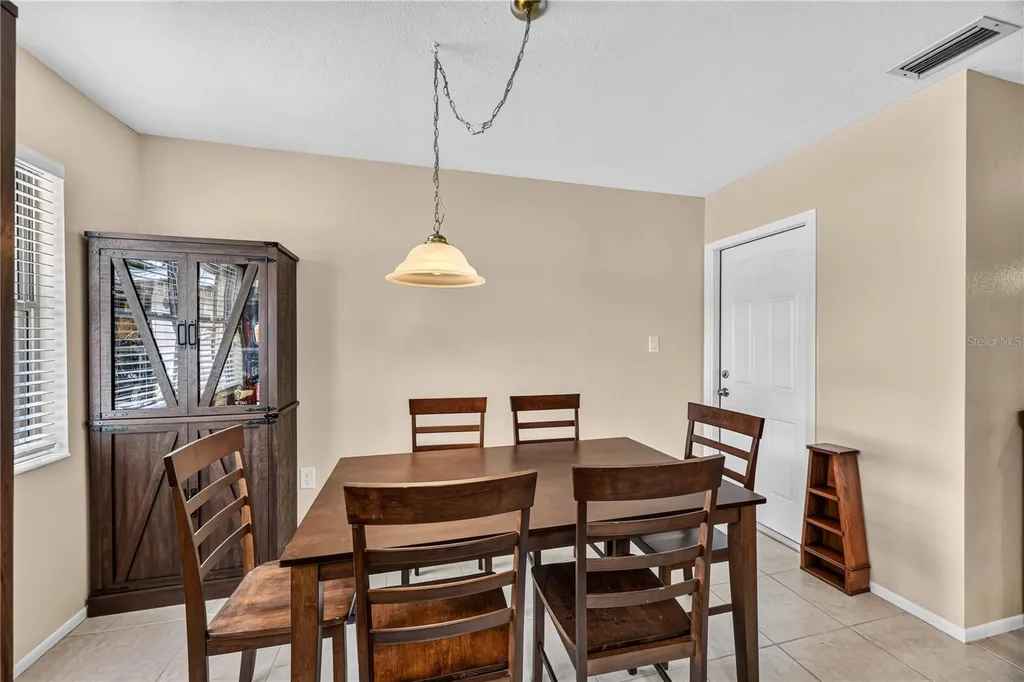 3718 Woodmont Drive Sarasota FL 34232