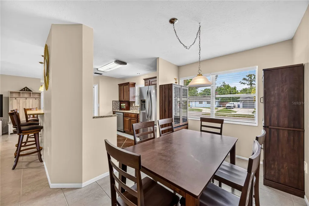 3718 Woodmont Drive Sarasota FL 34232