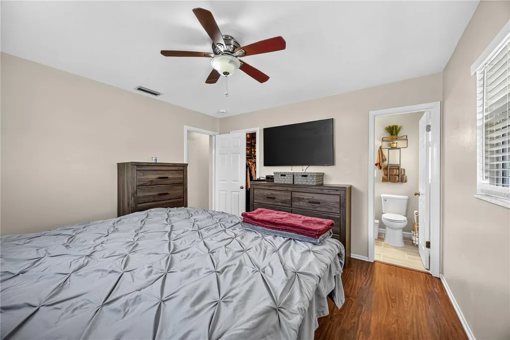 3718 Woodmont Drive Sarasota FL 34232