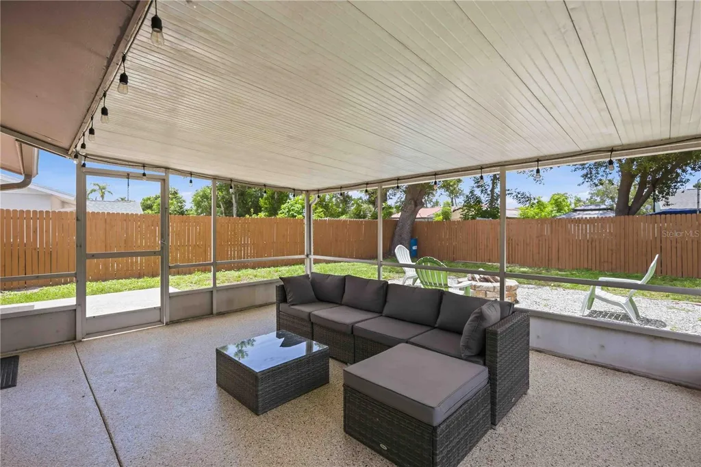 3718 Woodmont Drive Sarasota FL 34232