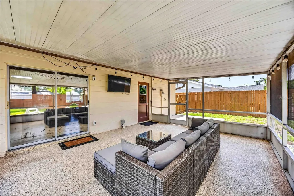 3718 Woodmont Drive Sarasota FL 34232