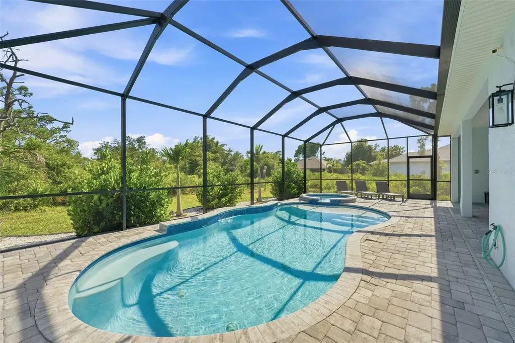 109 Flower Road Rotonda West FL 33947
