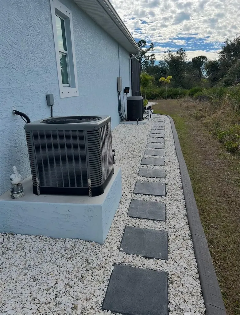 109 Flower Road Rotonda West FL 33947