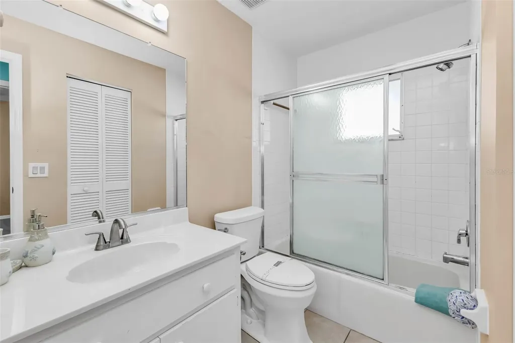 285 Mark Twain Lane Rotonda West FL 33947