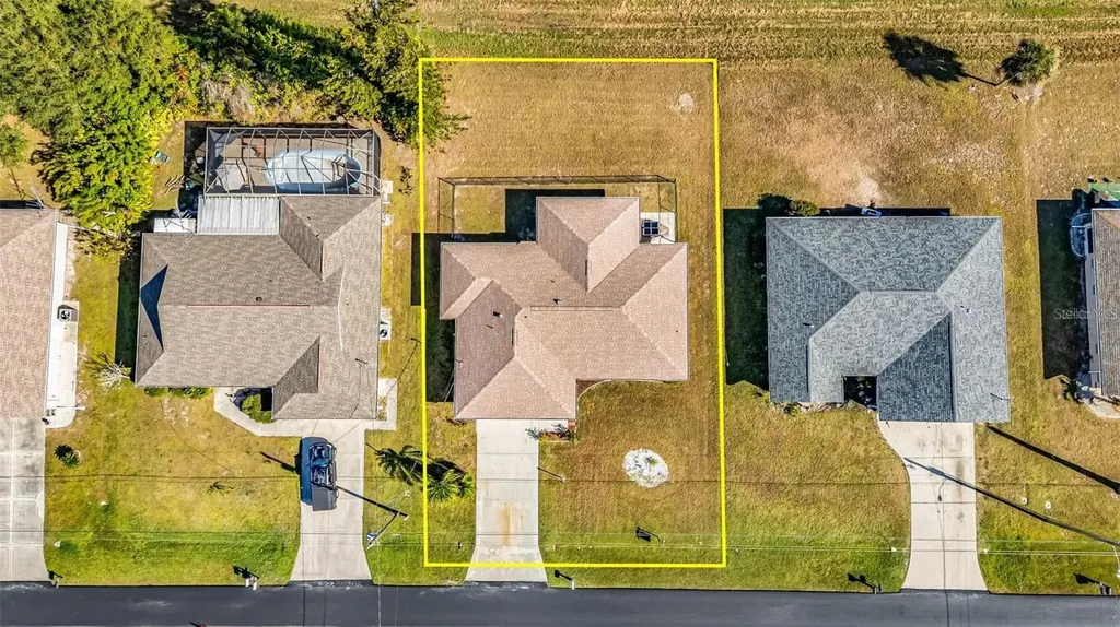 285 Mark Twain Lane Rotonda West FL 33947