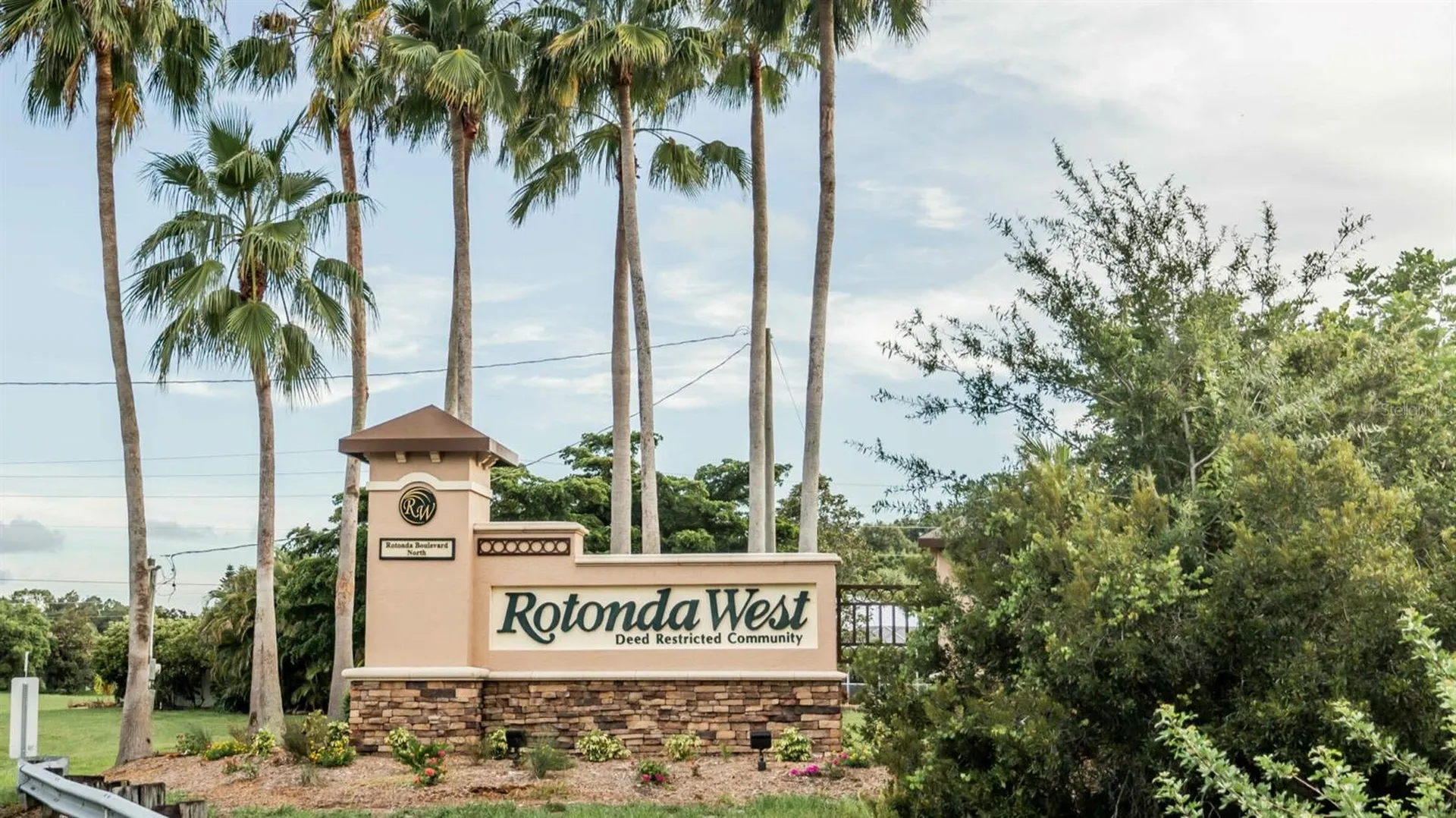285 Mark Twain Lane Rotonda West FL 33947