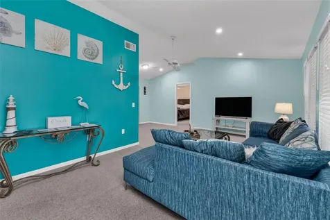 285 Mark Twain Lane Rotonda West FL 33947