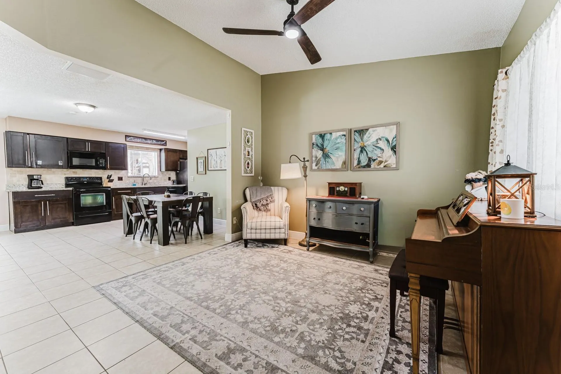 212 Summerset Drive Apopka FL 32712