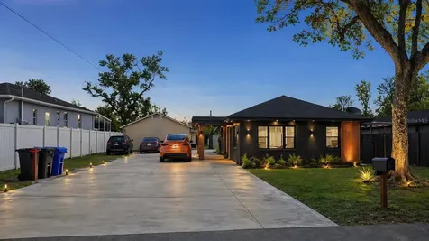 3422 W Idlewild Avenue Tampa FL 33614