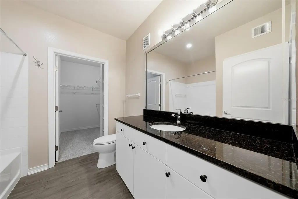 4221 W Spruce Street Tampa FL 33607