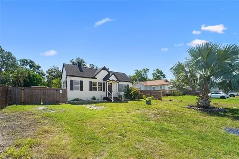 5831 43rd Street N St Petersburg FL 33714
