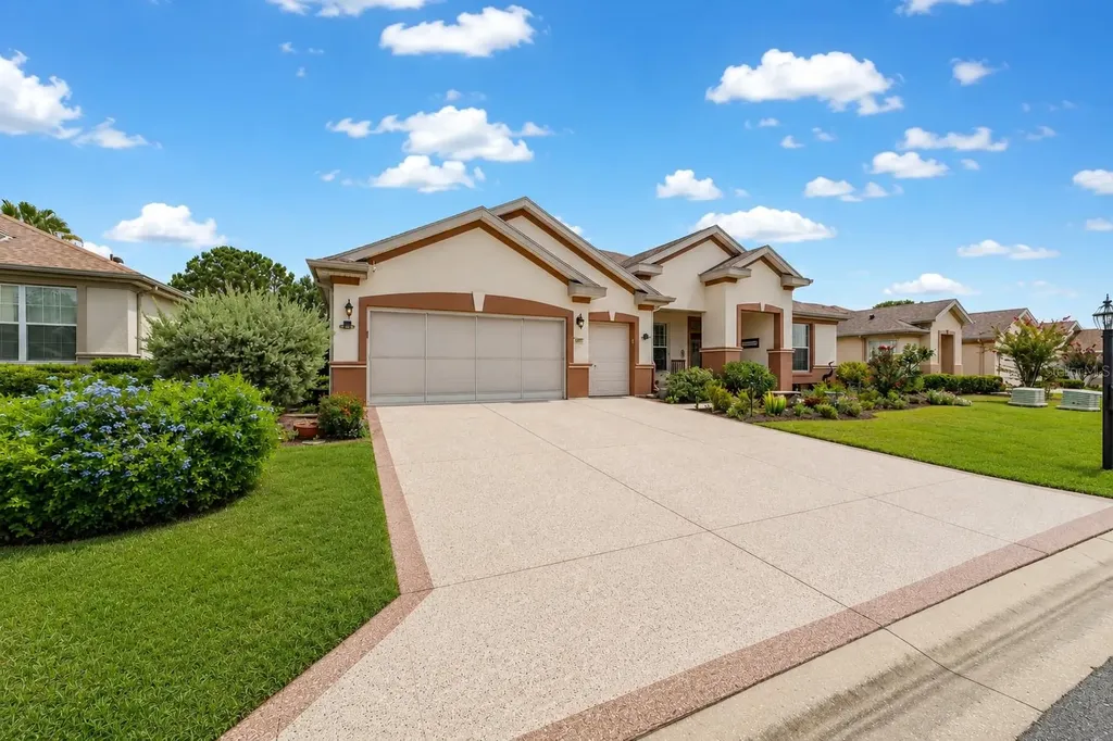 9361 SE 137th Street Road Summerfield FL 34491