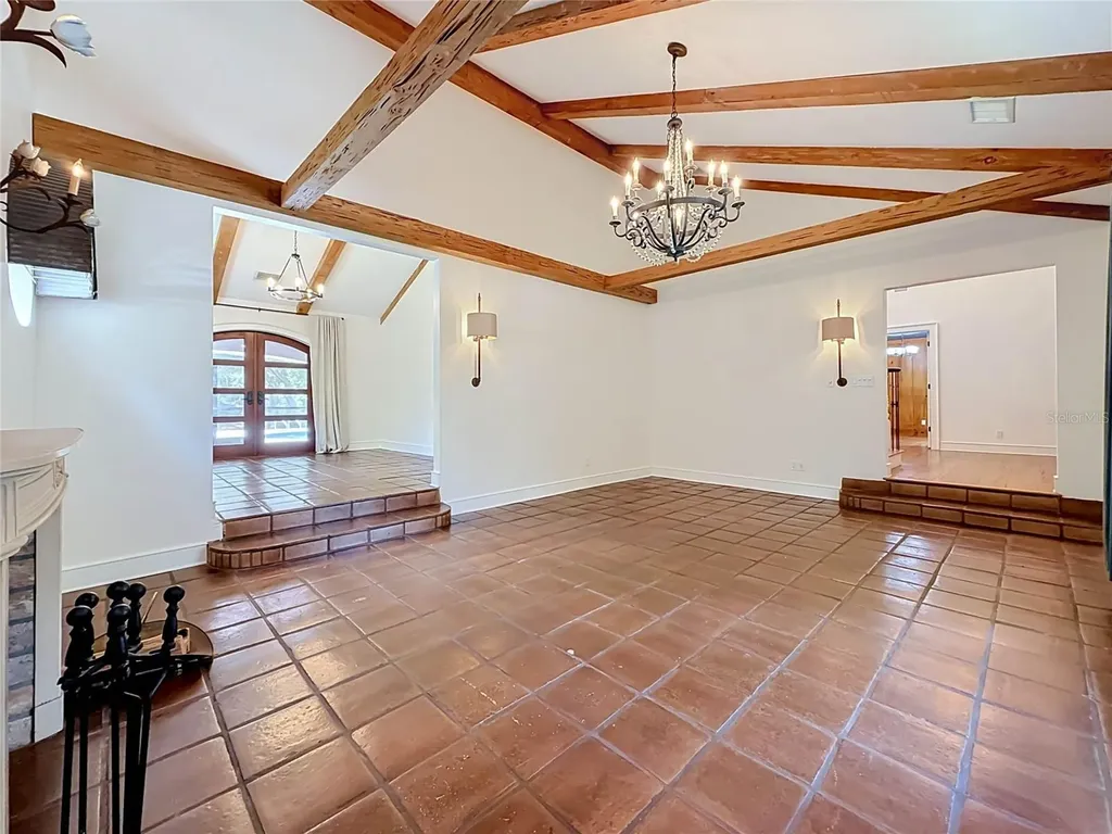 1850 Oak Creek Drive Dunedin FL 34698