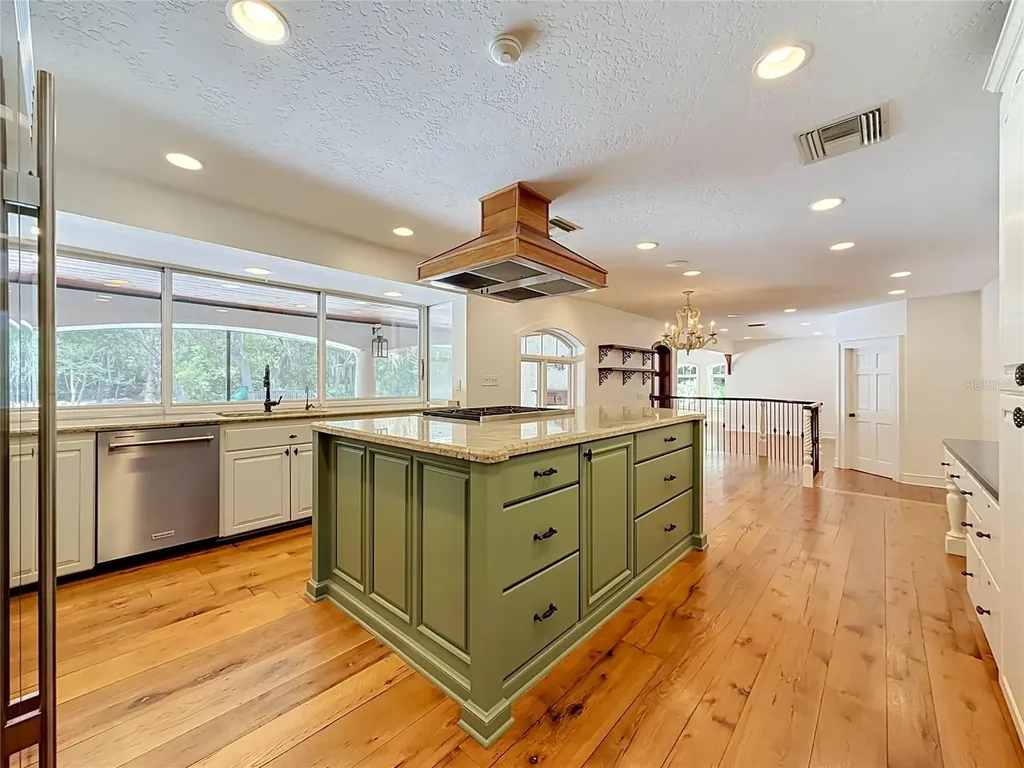 1850 Oak Creek Drive Dunedin FL 34698