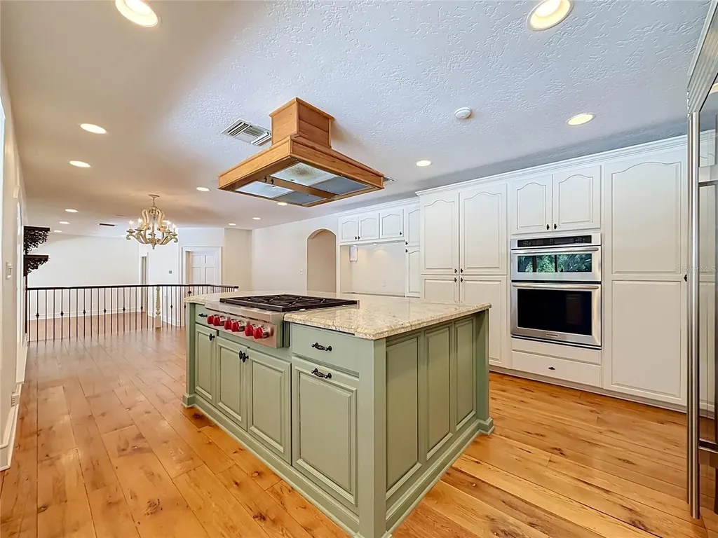 1850 Oak Creek Drive Dunedin FL 34698