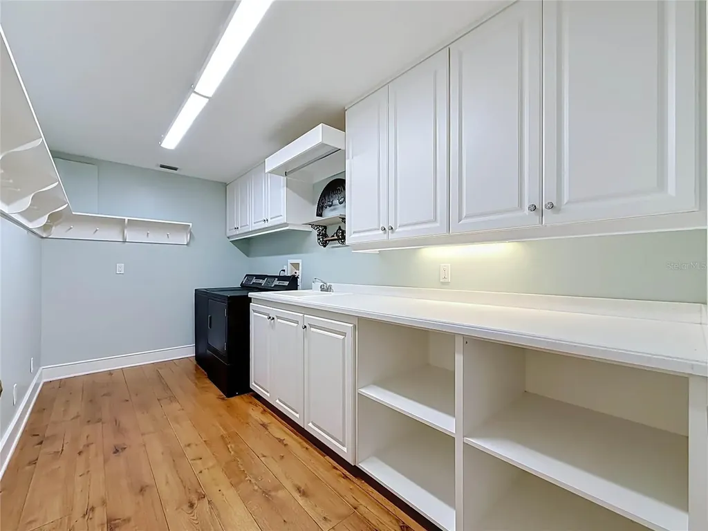 1850 Oak Creek Drive Dunedin FL 34698
