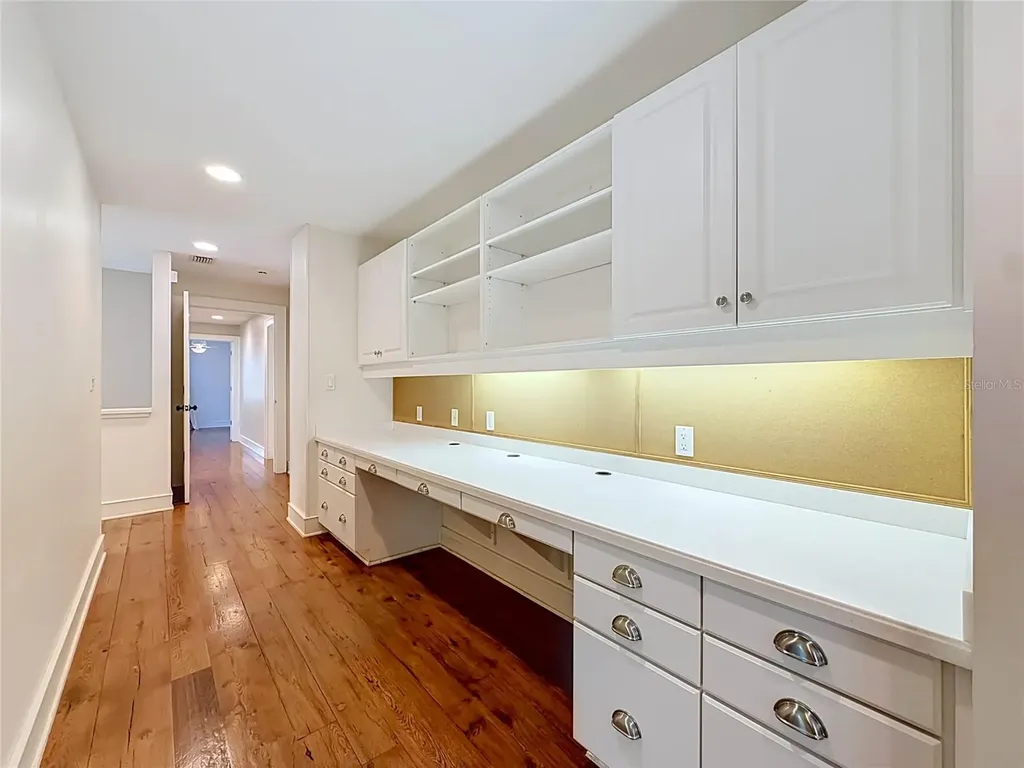 1850 Oak Creek Drive Dunedin FL 34698