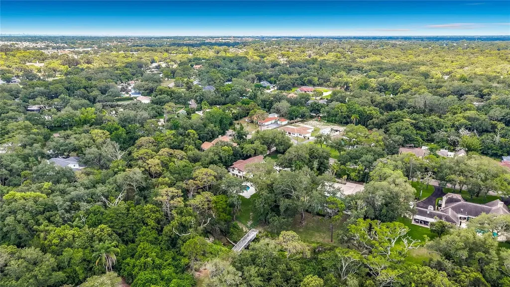 1850 Oak Creek Drive Dunedin FL 34698