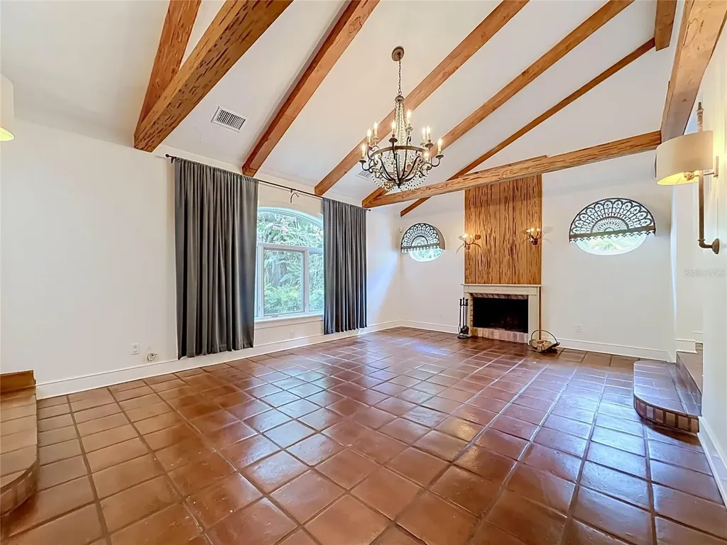 1850 Oak Creek Drive Dunedin FL 34698