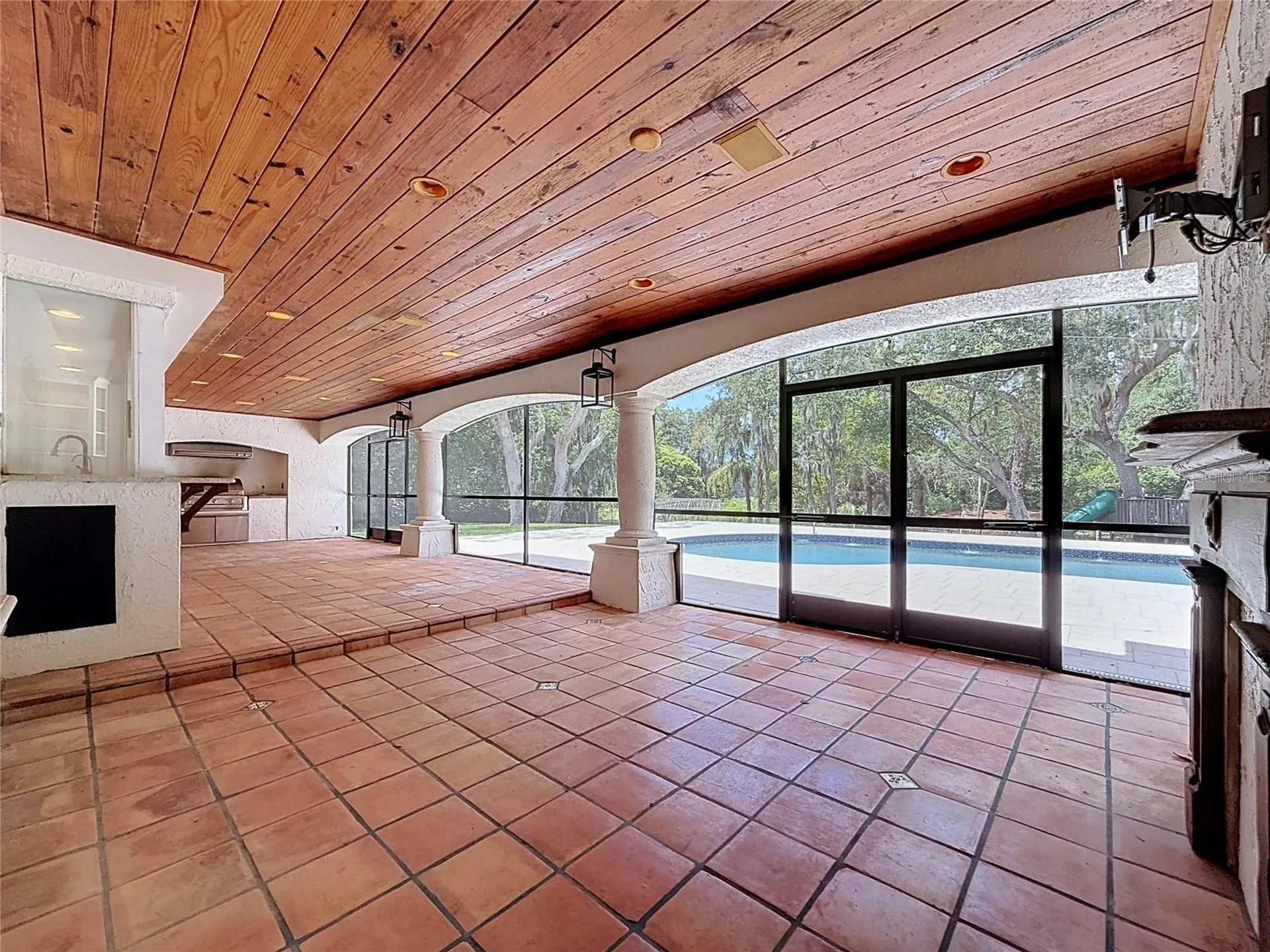 1850 Oak Creek Drive Dunedin FL 34698