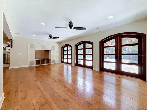 1850 Oak Creek Drive Dunedin FL 34698