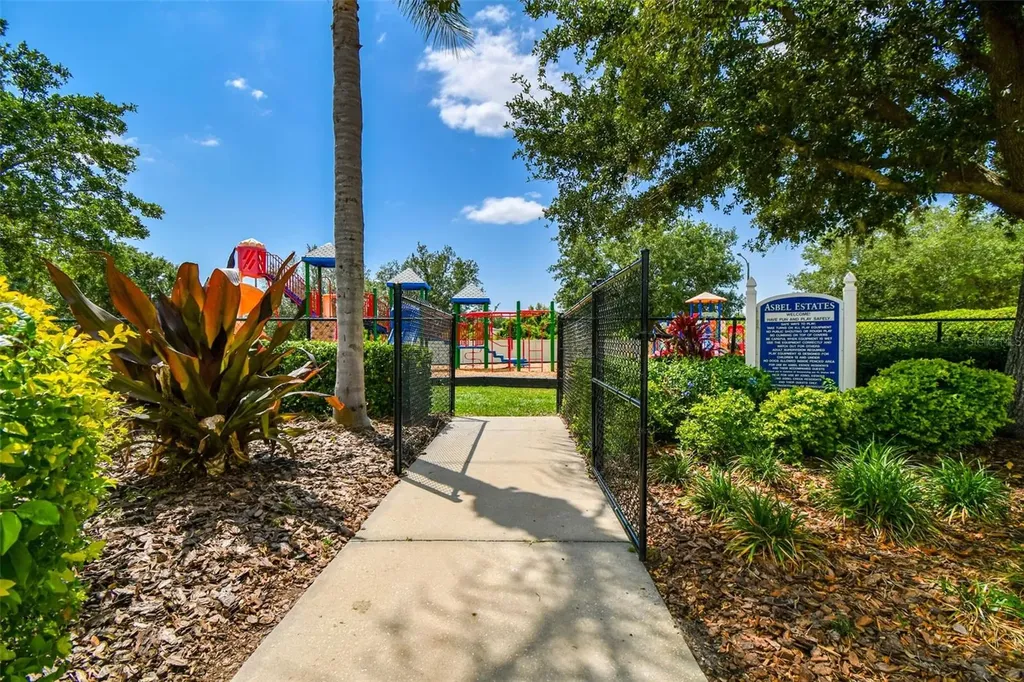 9615 Regiment Court Land O Lakes FL 34638