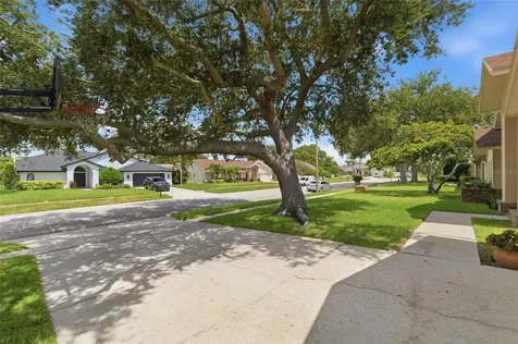 3367 E Lake Shore Lane Clearwater FL 33761