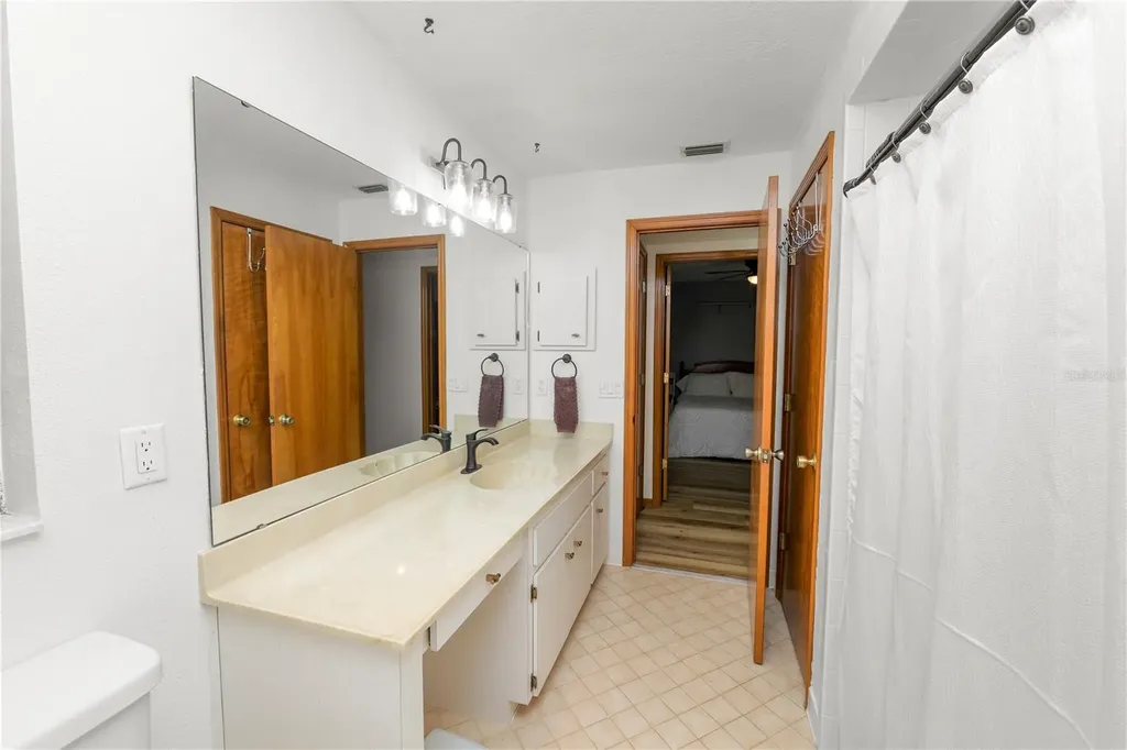 717 Cedar Knoll Drive S Lakeland FL 33809