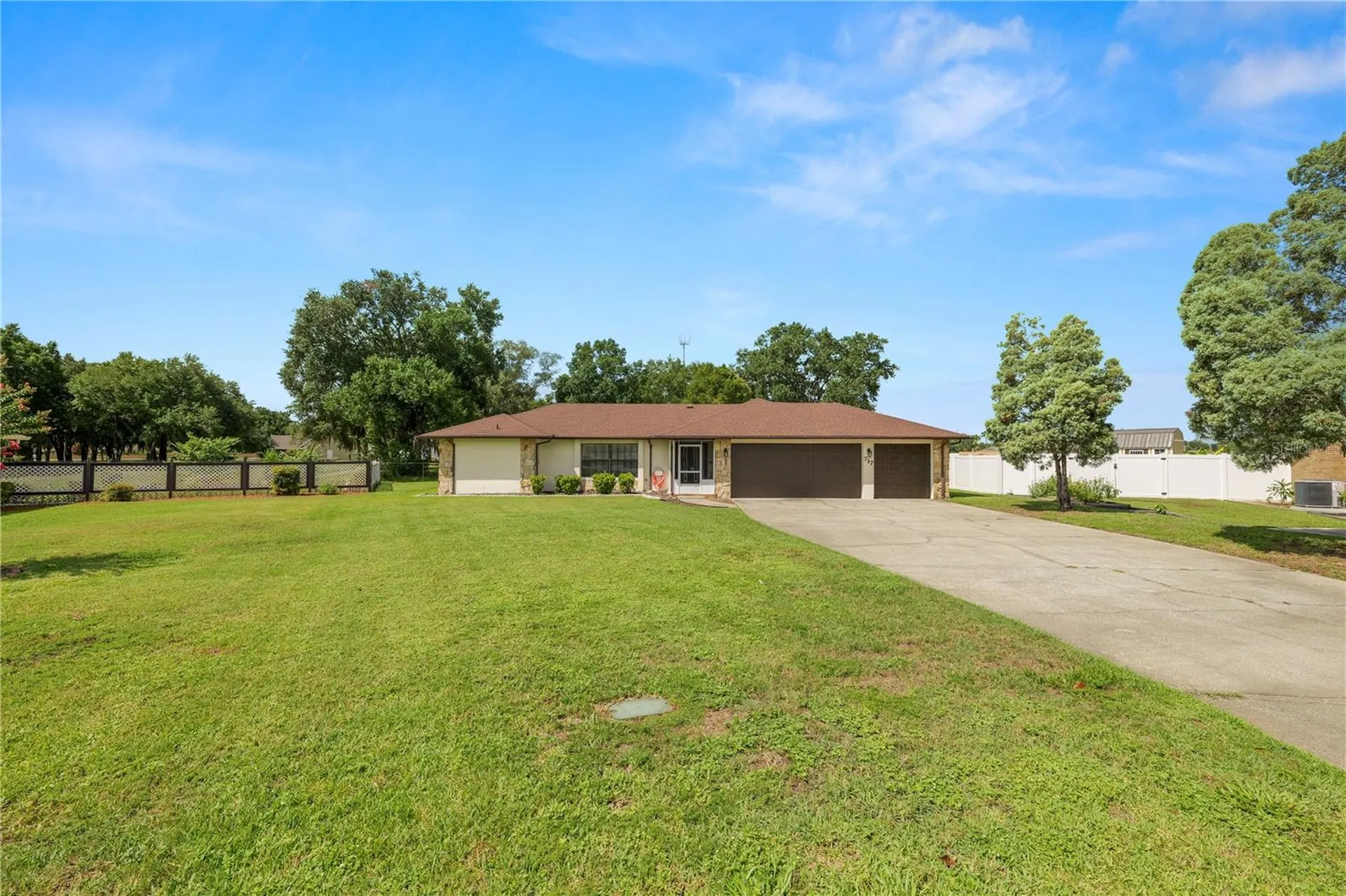 717 Cedar Knoll Drive S Lakeland FL 33809