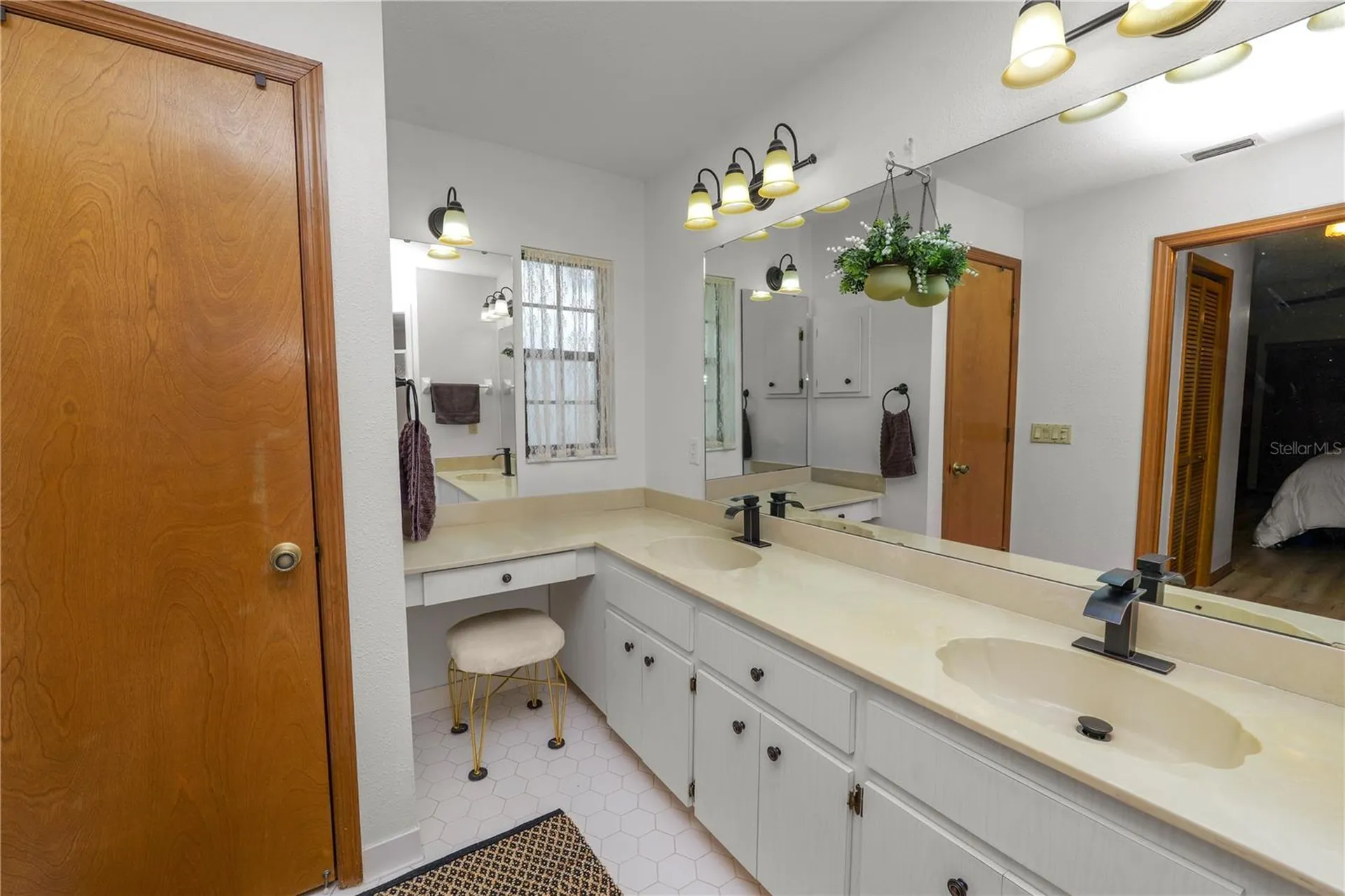 717 Cedar Knoll Drive S Lakeland FL 33809