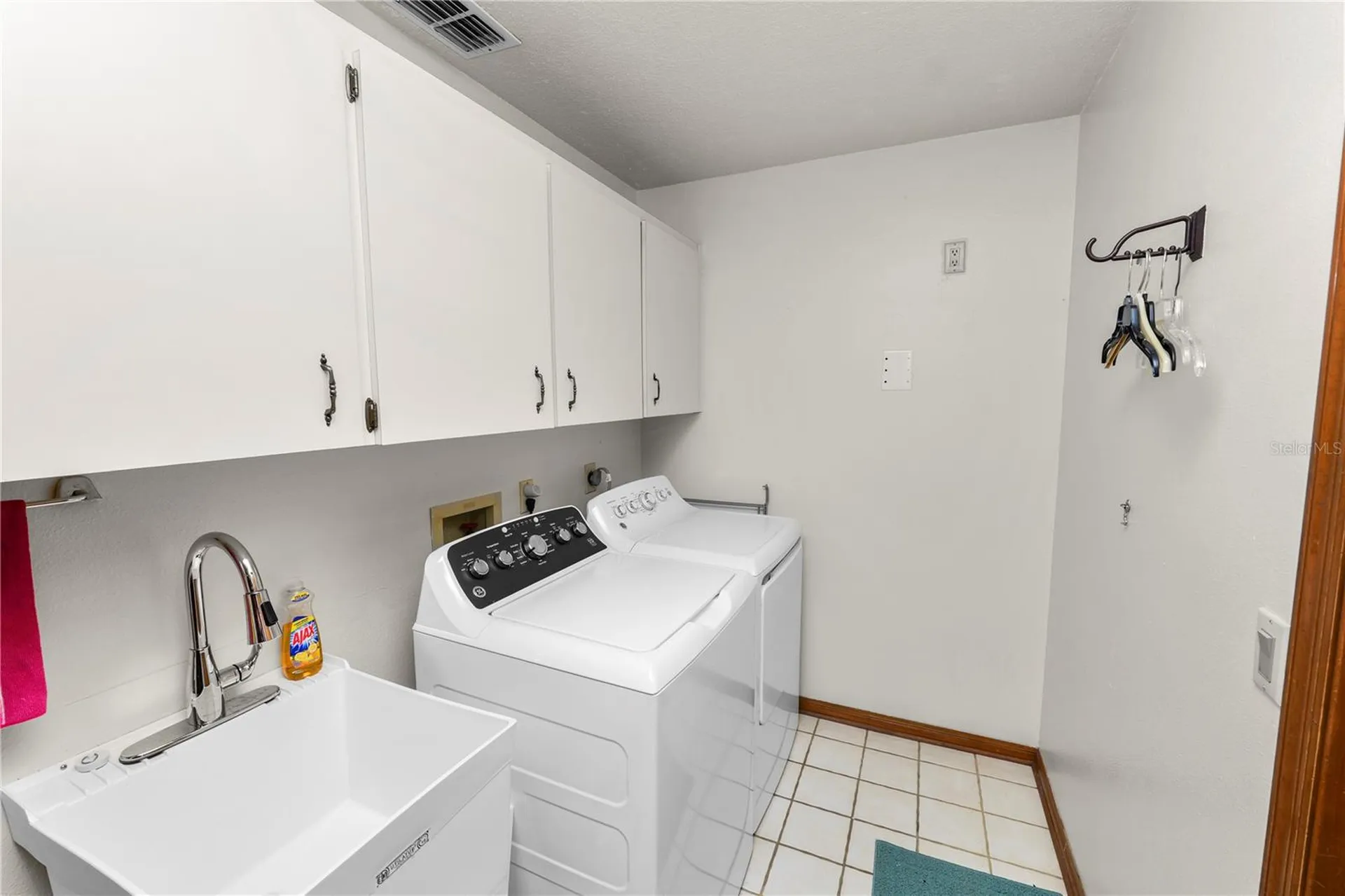 717 Cedar Knoll Drive S Lakeland FL 33809