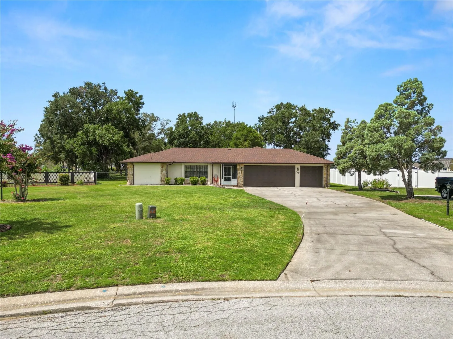 717 Cedar Knoll Drive S Lakeland FL 33809