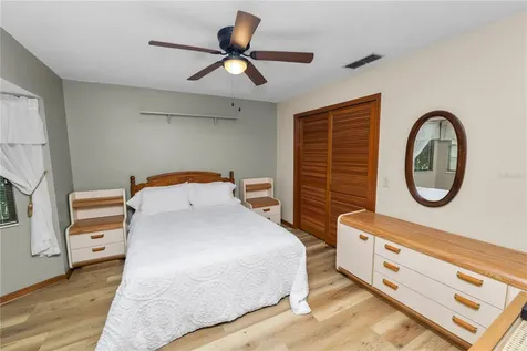 717 Cedar Knoll Drive S Lakeland FL 33809