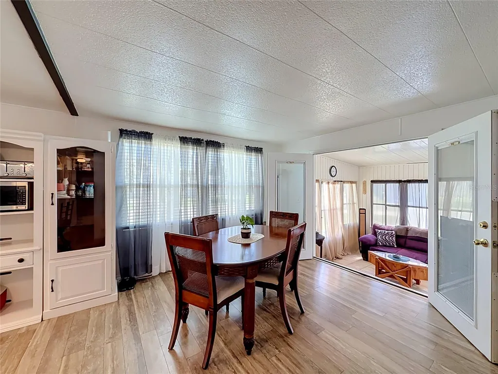 1025 Capella Drive Tavares FL 32778