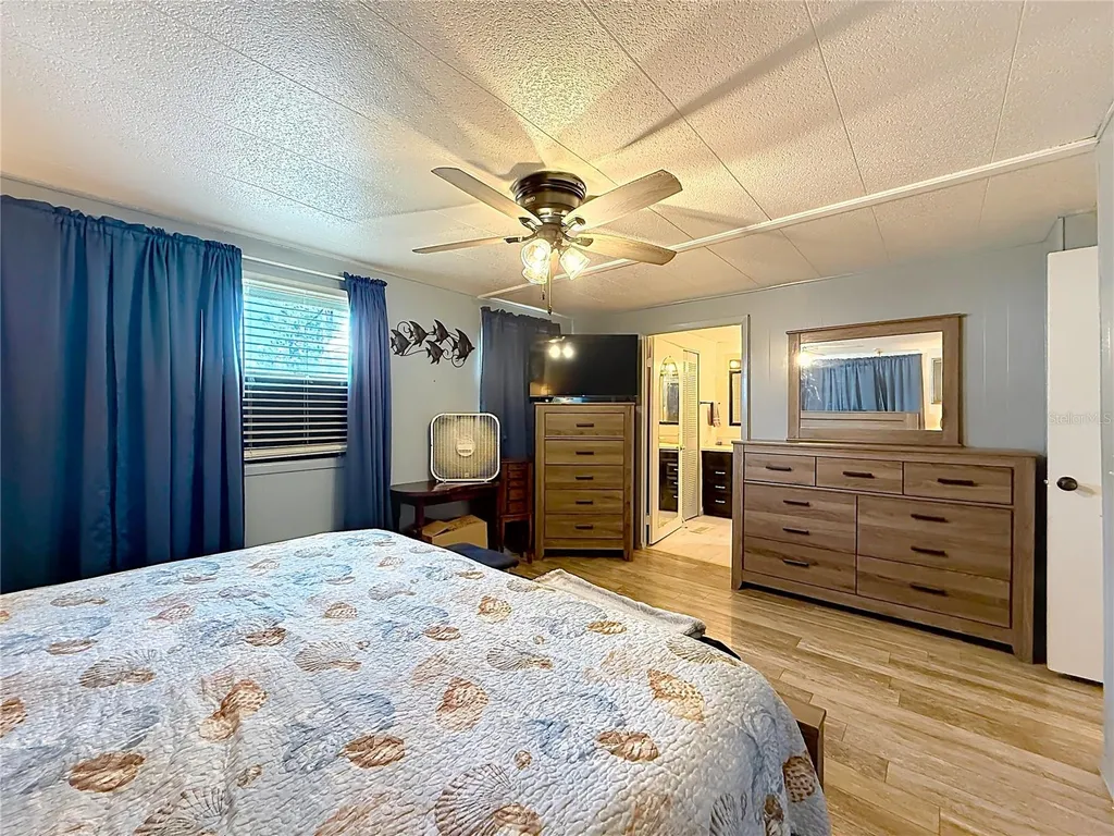 1025 Capella Drive Tavares FL 32778