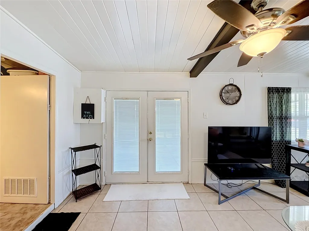 1025 Capella Drive Tavares FL 32778
