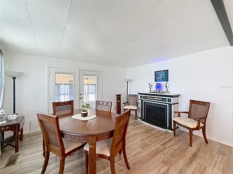 1025 Capella Drive Tavares FL 32778