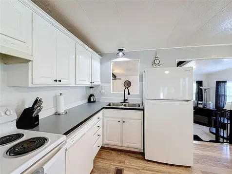 1025 Capella Drive Tavares FL 32778