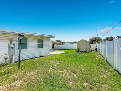 1025 Capella Drive Tavares FL 32778