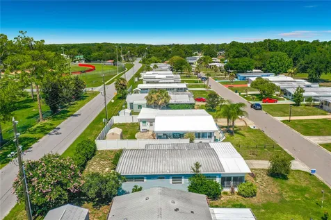 1025 Capella Drive Tavares FL 32778
