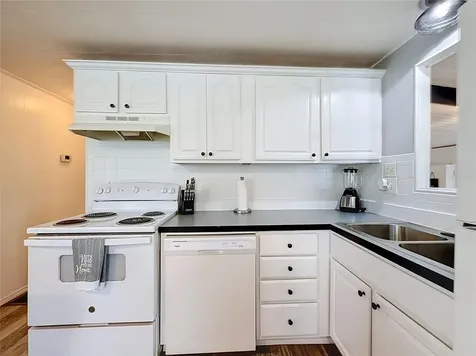 1025 Capella Drive Tavares FL 32778