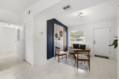 4922 S 82nd Street Tampa FL 33619