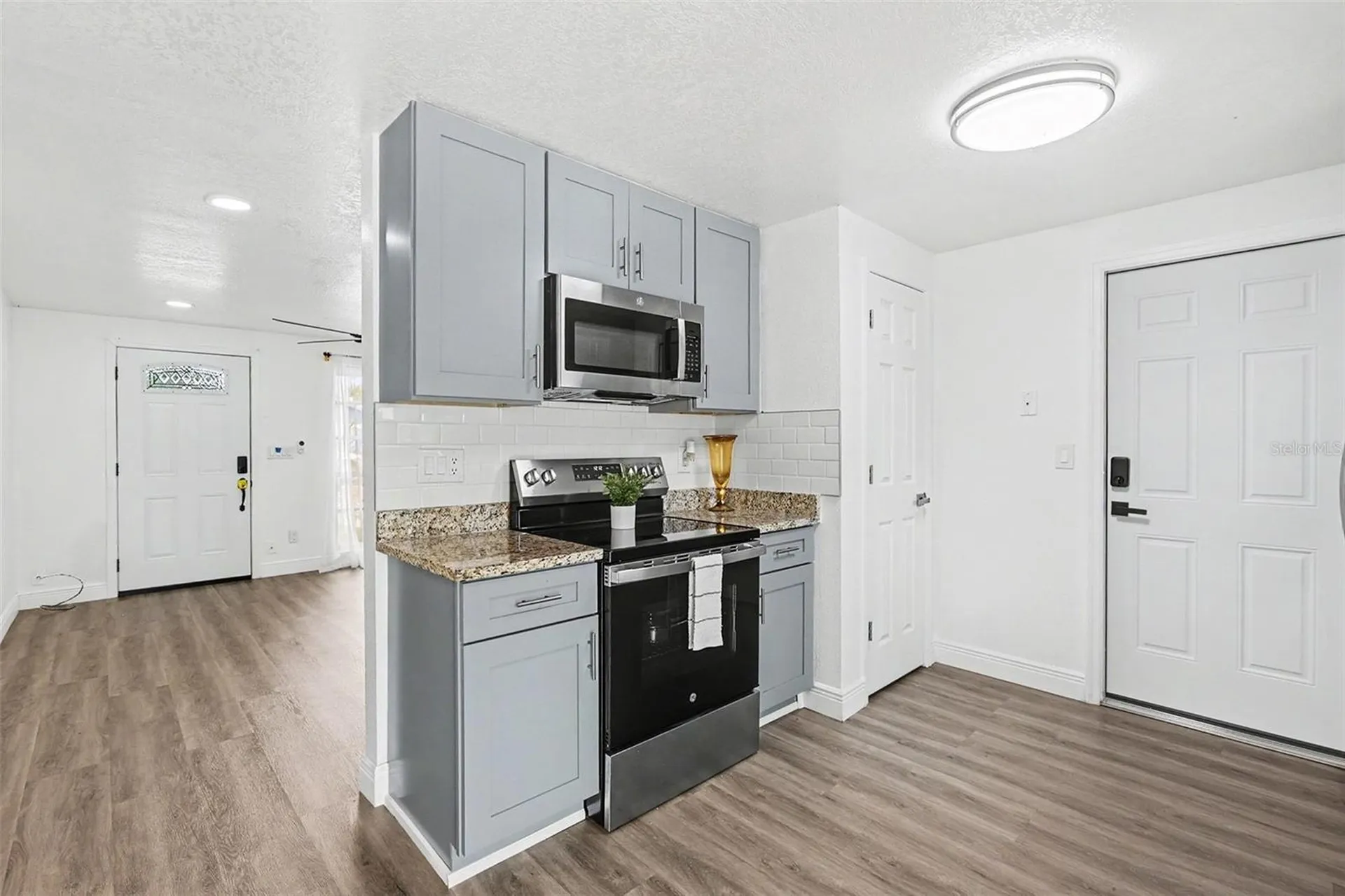 8253 Greenleaf Circle Tampa FL 33615